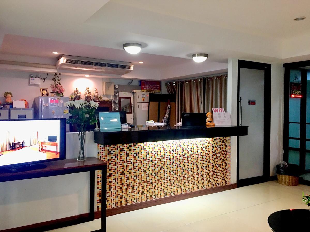 Double Dd House At Mrt Sutthisarn Bangkok Dış mekan fotoğraf